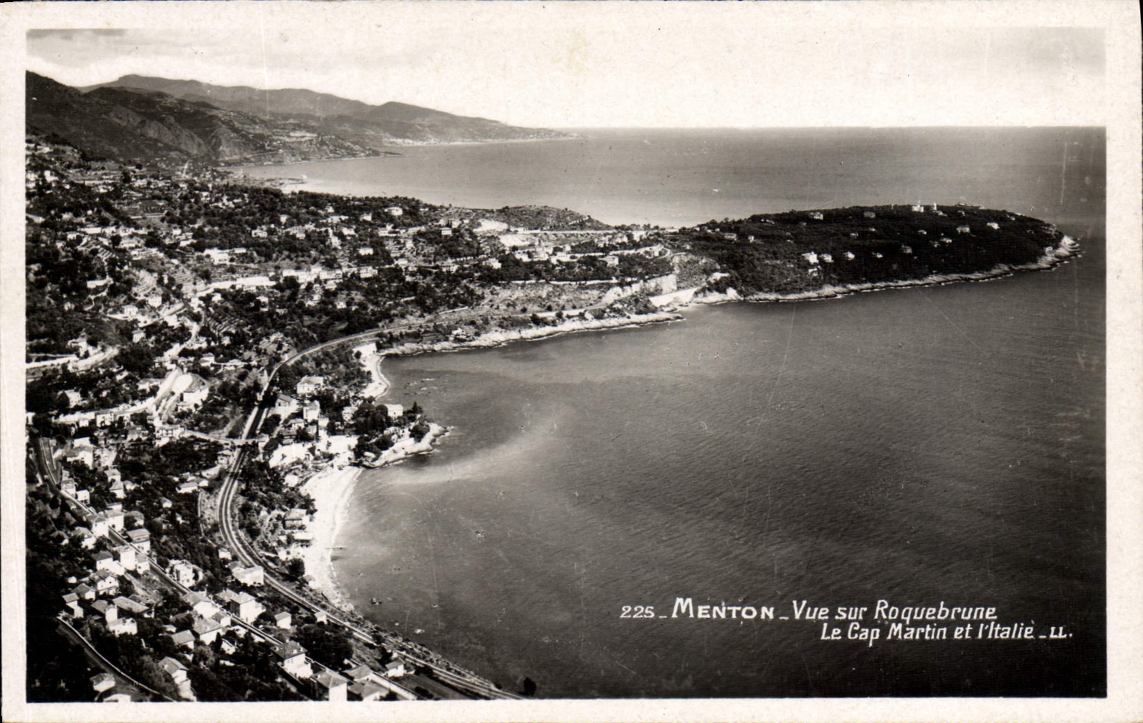 POSTAL de la VENDIMIA Menton vista en Roquebrune el cabo Martin e Italia