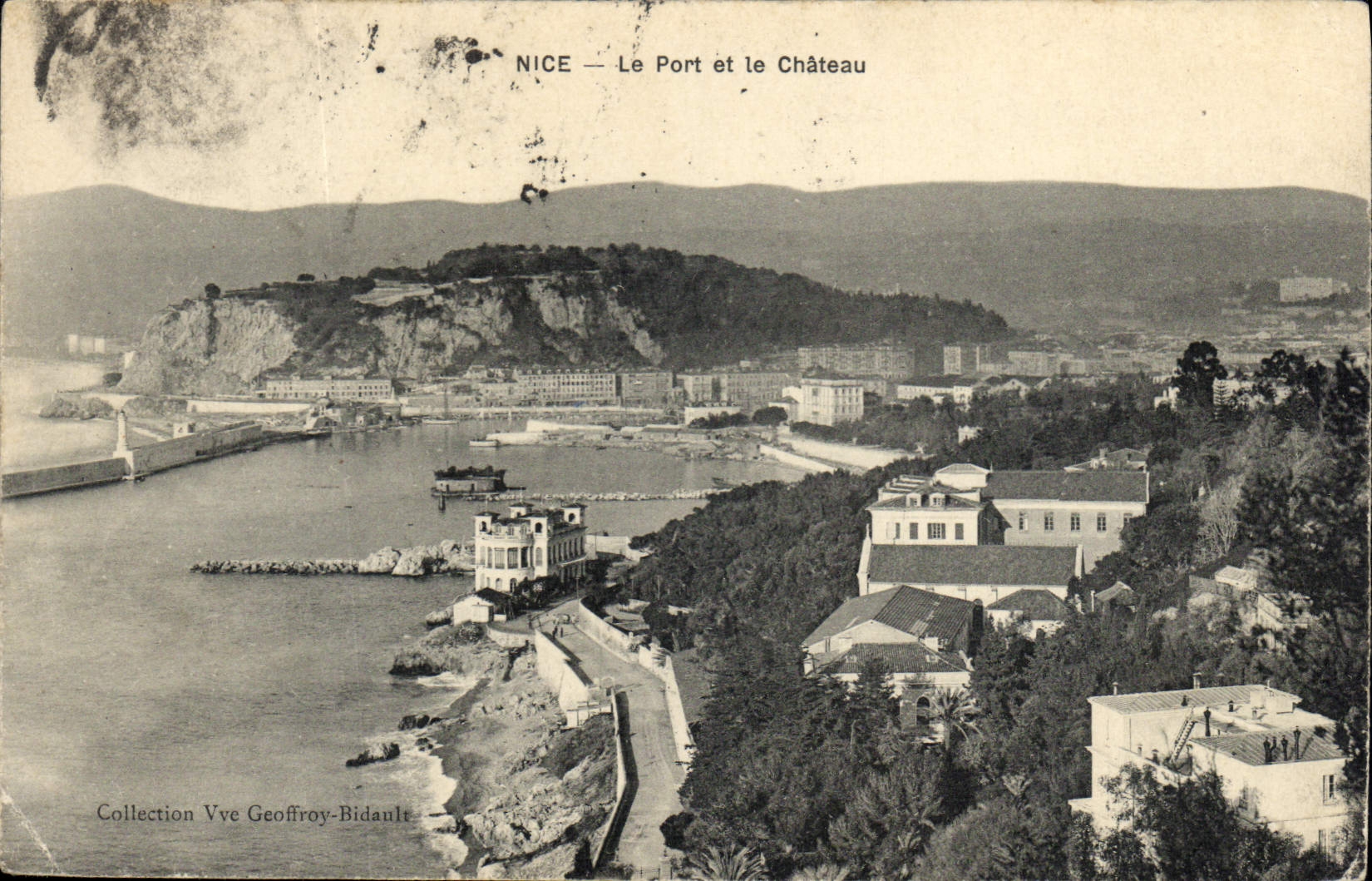 POSTAL de la VENDIMIA Niza el puerto y el castillo