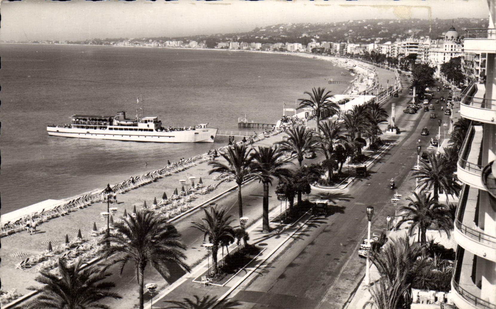 POSTAL MODERNA Niza caminata del barco inglés