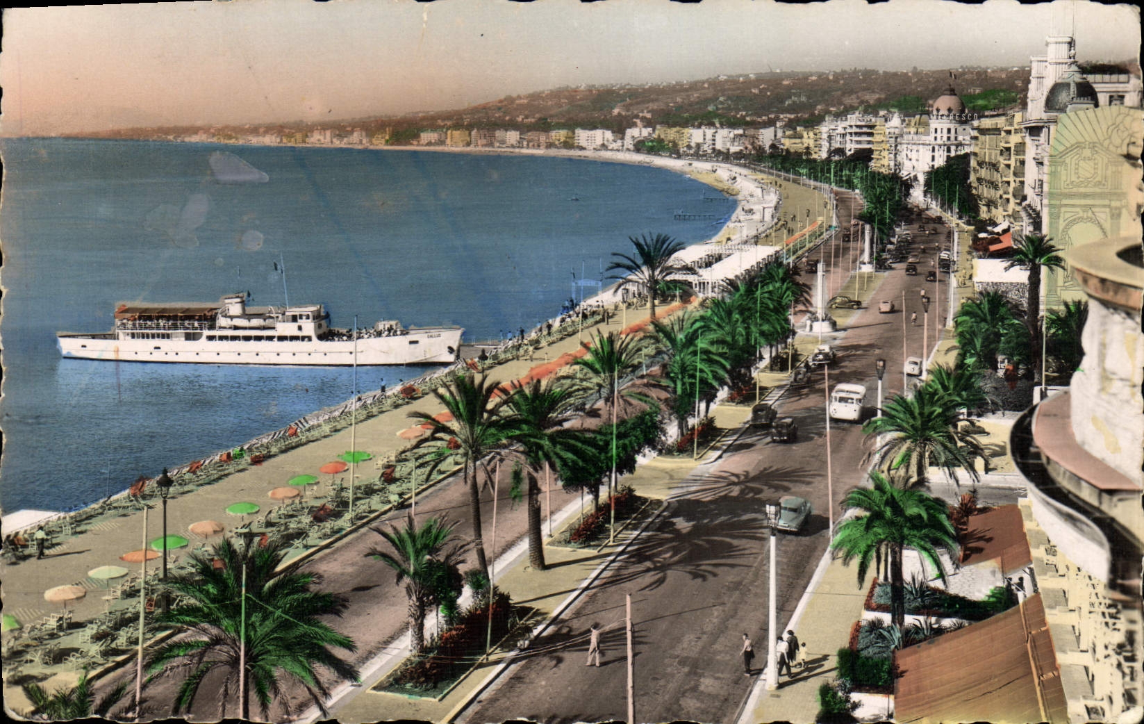 CPM Nice La Promenade des Anglais Embarcadere Le Gallus