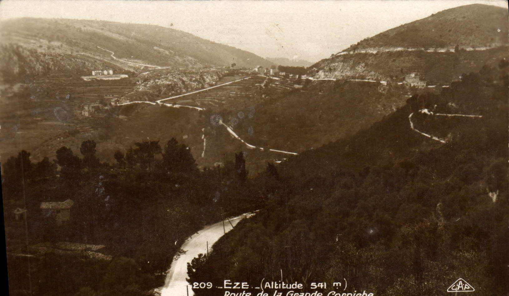 POSTAL Eze de la VENDIMIA en el camino del mar de la cornisa grande