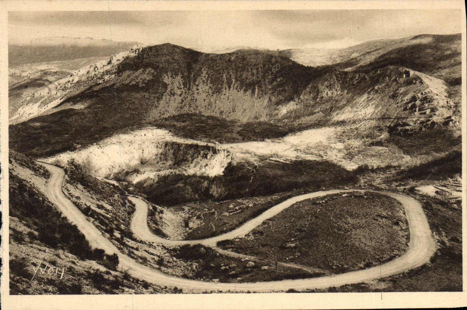 VINTAGE POSTCARD Gorges Of the Wolf the Road Of the Falls has Gourdon