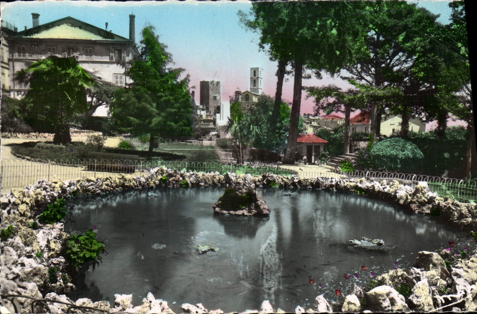 POSTAL MODERNA perfumería grasa Jonore Payan el jardín