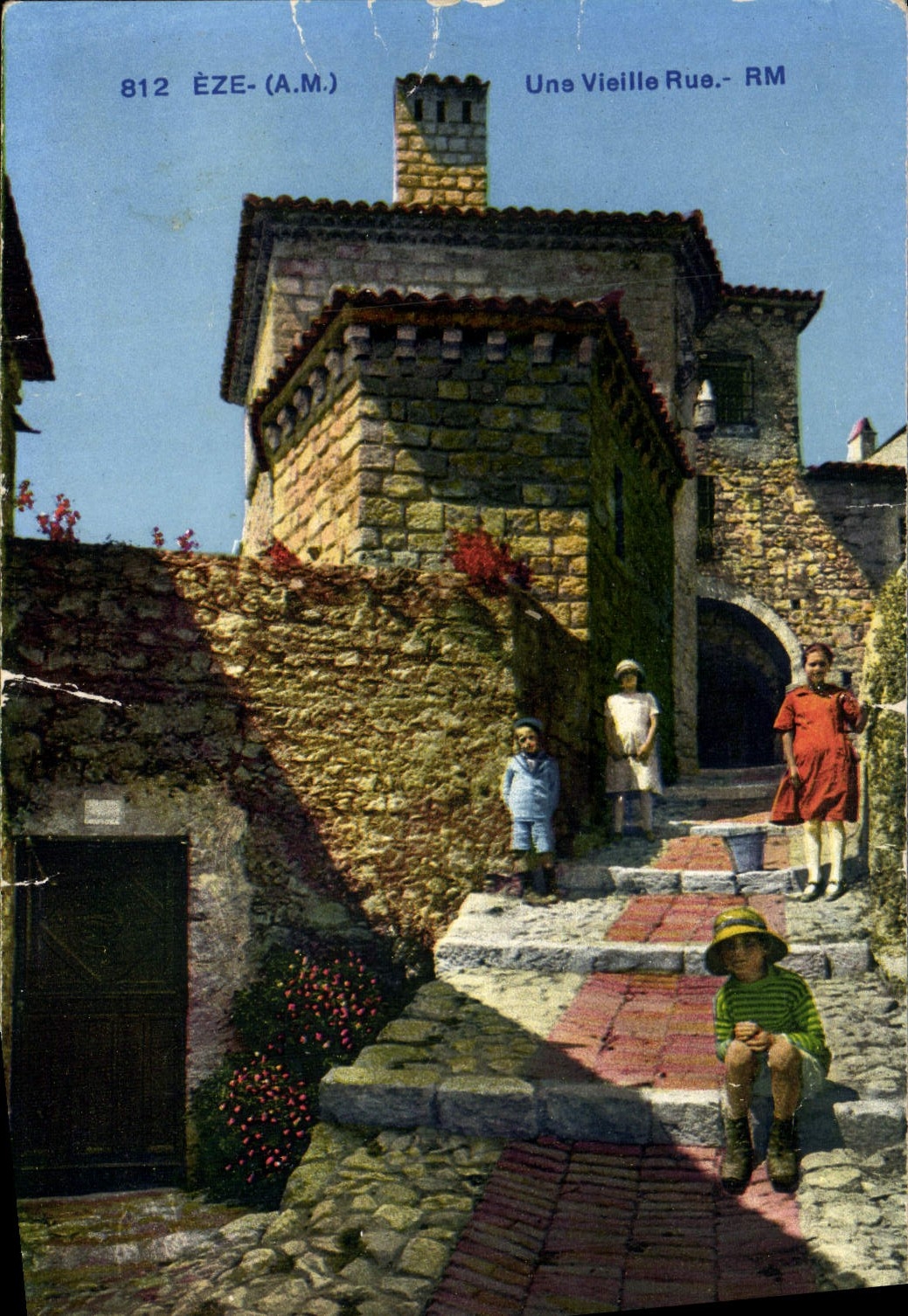 POSTAL Eze de la VENDIMIA niños viejos de una calle