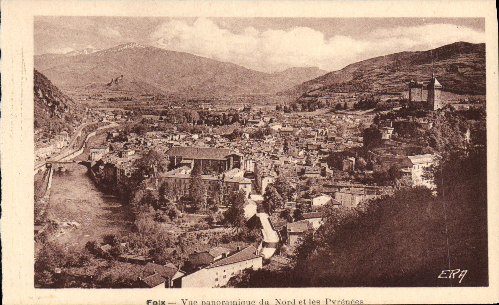 Opinión panorámica de Foix de la POSTAL de la VENDIMIA del norte y de los Pyrenees