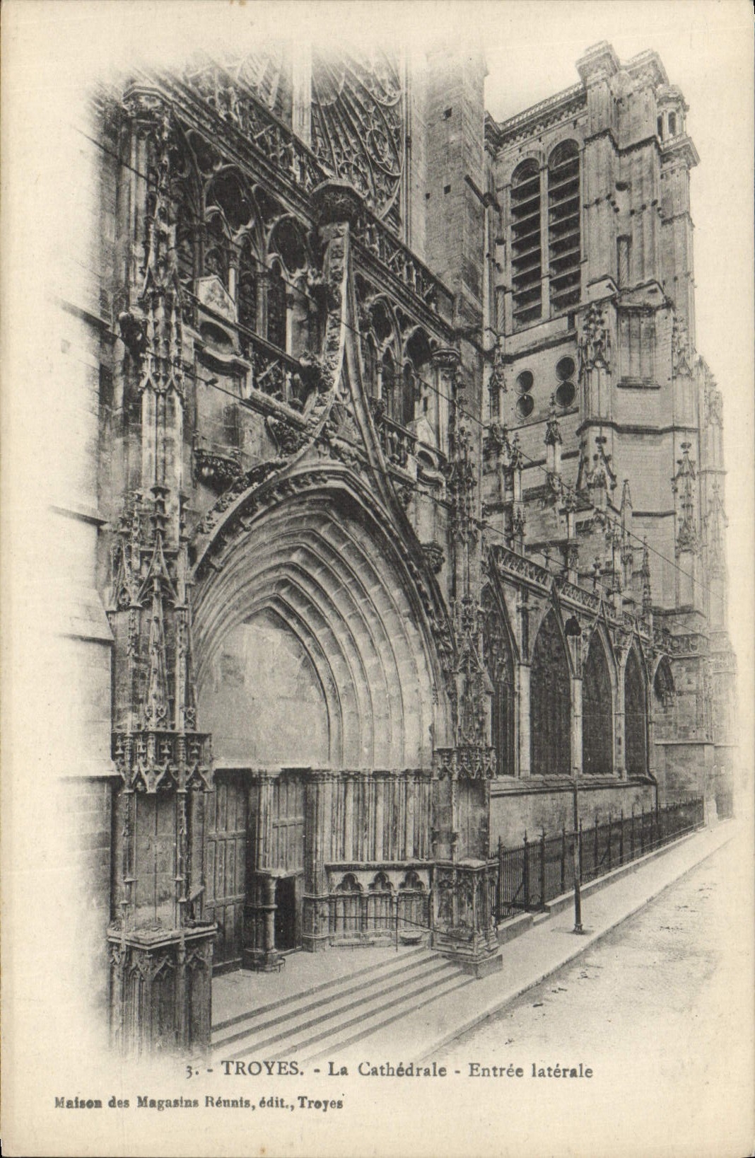VINTAGE POSTCARD Troyes the Side Entered Cathedral