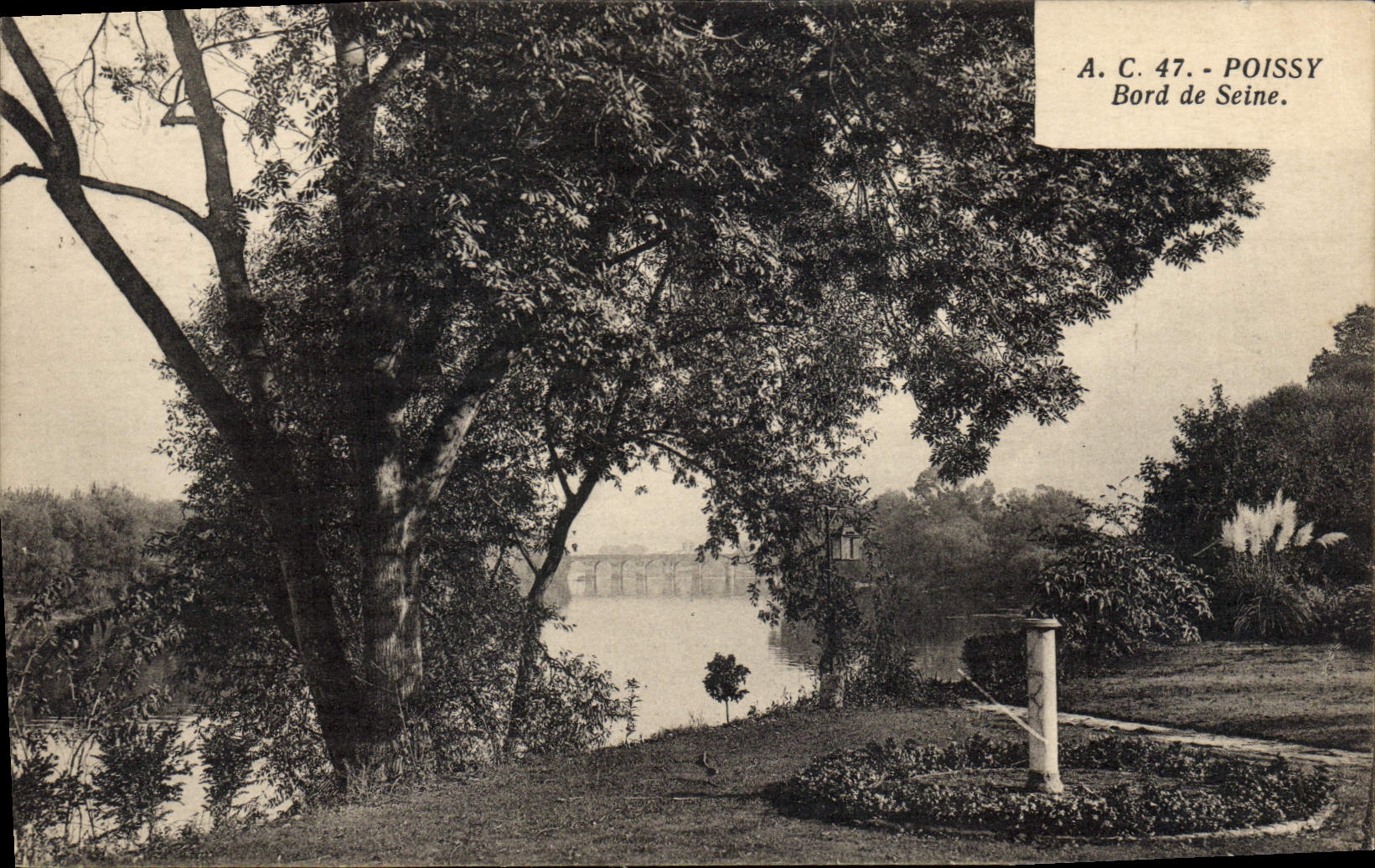CPA Poissy Bord De Seine