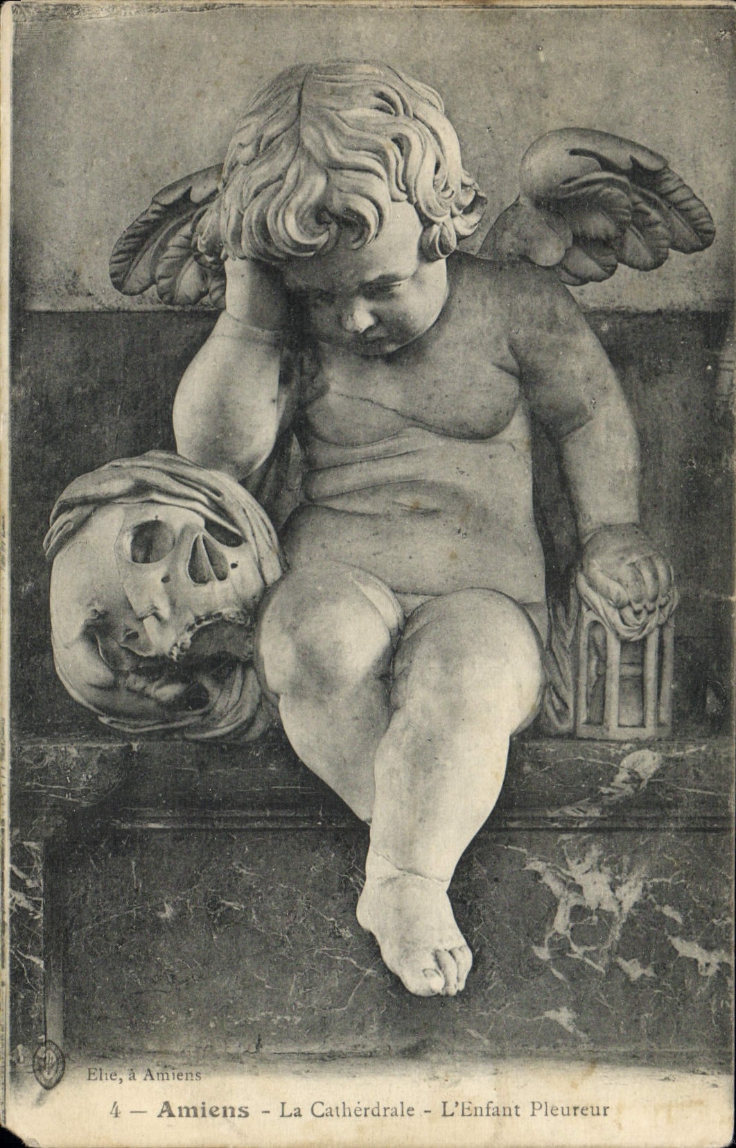 VINTAGE POSTCARD Amiens the Cathedral the Whining Child