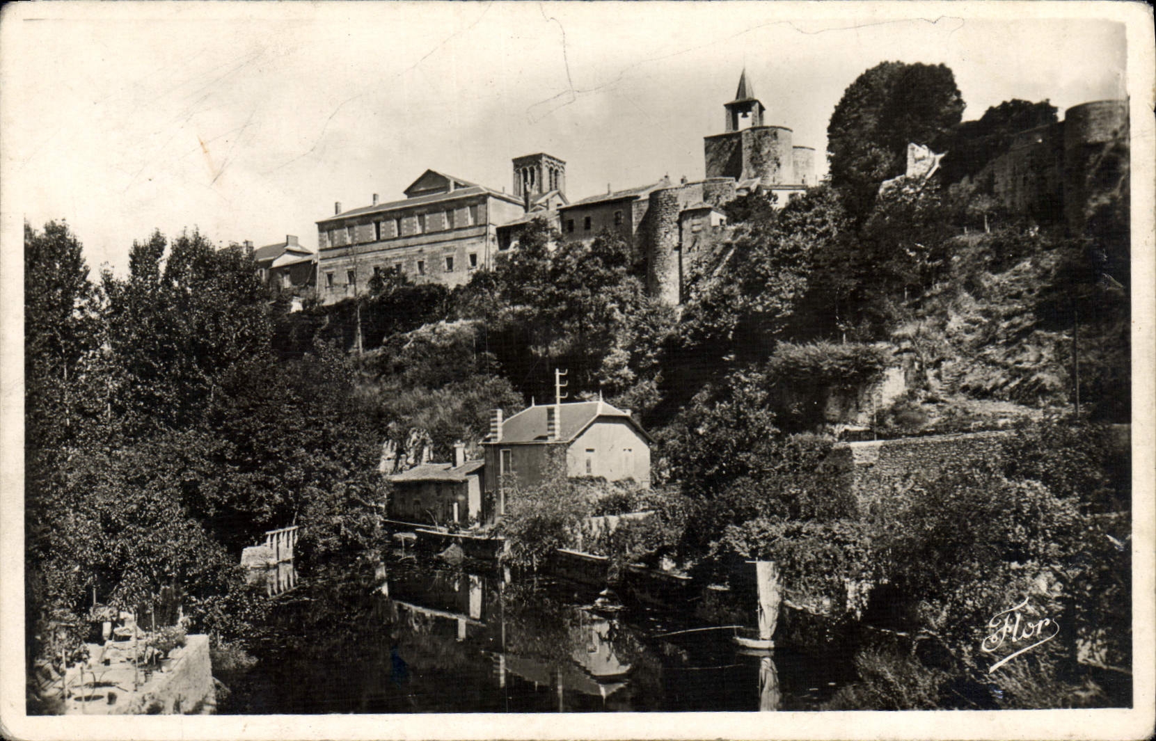VINTAGE POSTCARD Parthenay Slopes Of St Paul