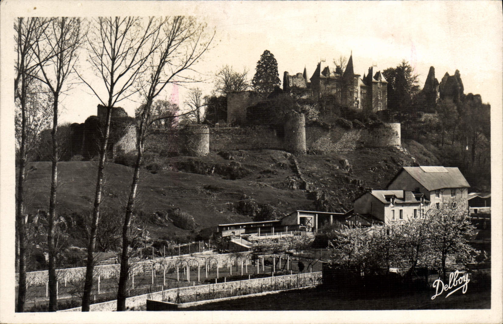 CPA Bressuire Le Chateau
