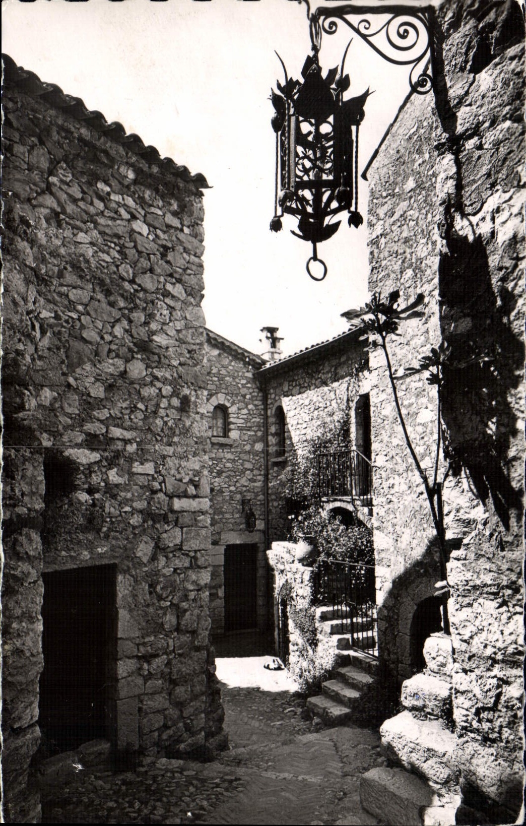 POSTAL MODERNA aldea de Eze el paladar de príncipe De Suede
