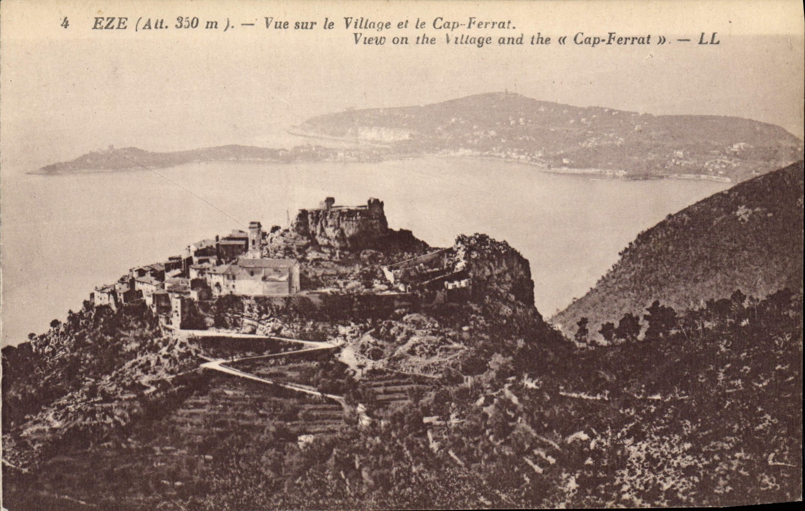 CPA Eze Vue Sur Le Village Et Le Cap Ferrat