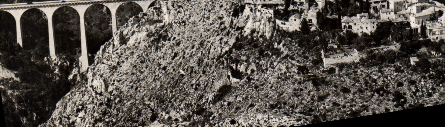 POSTAL MODERNA aire visto Eze el puente y los caminos viejos de la aldea de las cornisas medias y grandes