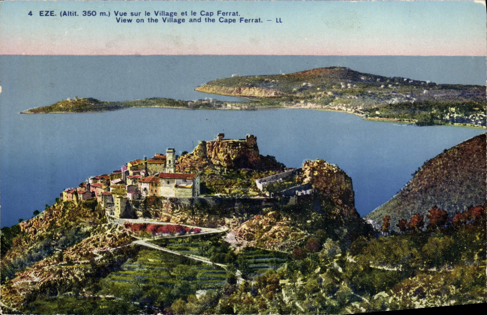 CPA Eze Vue Sur Le Village Et Le Cap Ferrat