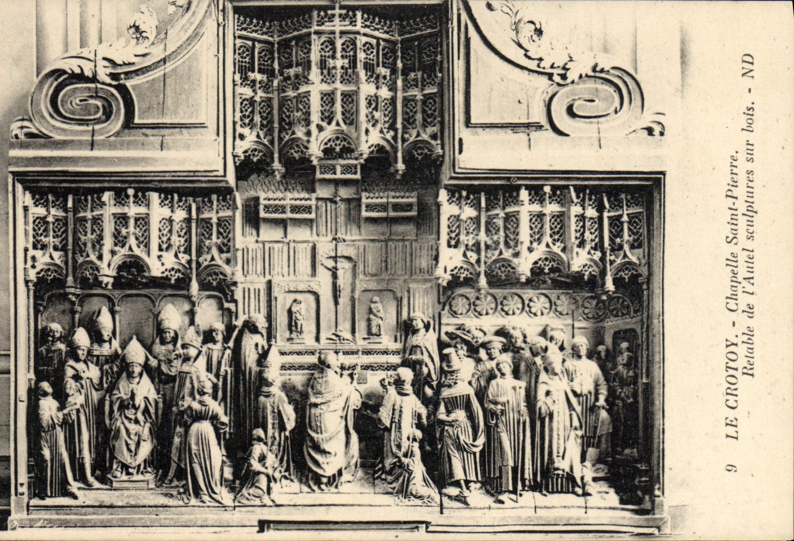 CPA Le Crotoy Chapelle Saint Pierre Retable de l'autel scultures sur bois