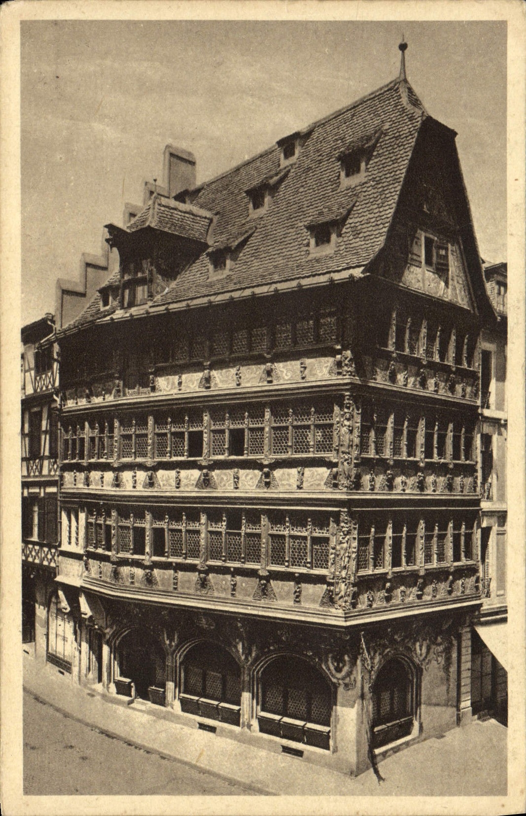 VINTAGE POSTCARD Strasbourg altes Haus