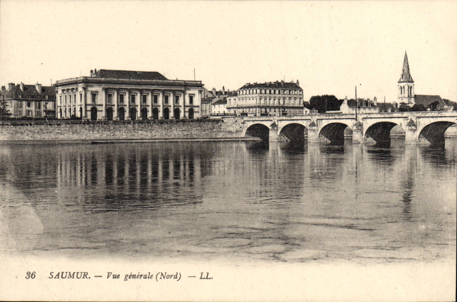 CPA Saumur Vue Generale