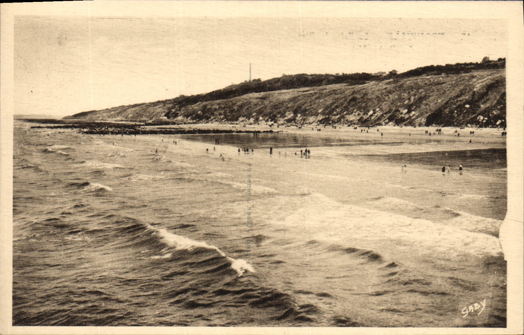VINTAGE POSTCARD Trouville the Queen of the Beaches black rocks