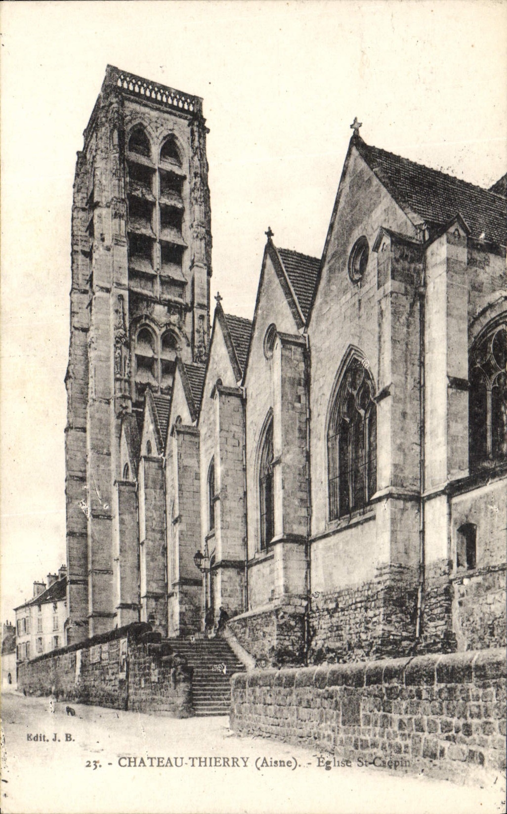 VINTAGE POSTCARD Castle Thierry Church St Crepein