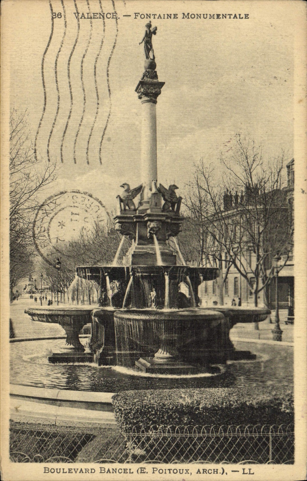 VINTAGE POSTCARD Valence Monumental Fountain Bancel Boulevard