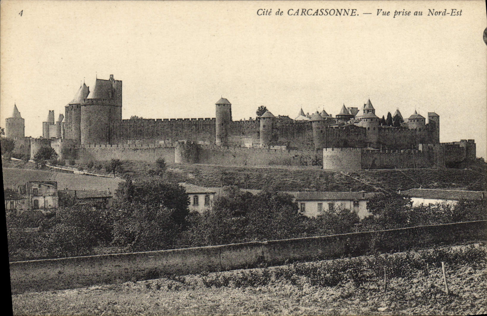 CPA Carcassonne Vue prise au Nord Est 