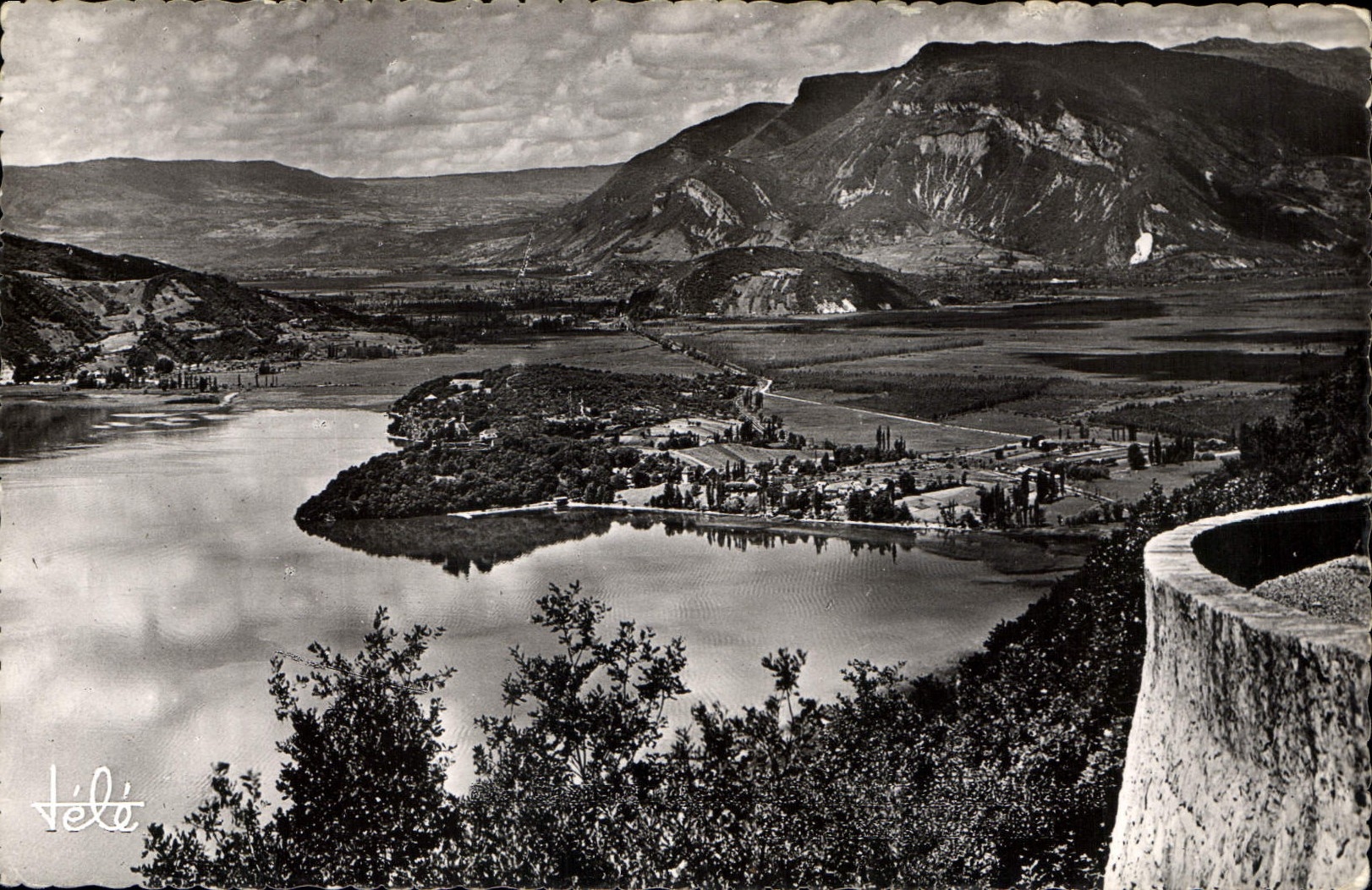 CPM Environs d'Aix Les Marais De Chautagne Et Le Grand Colombier