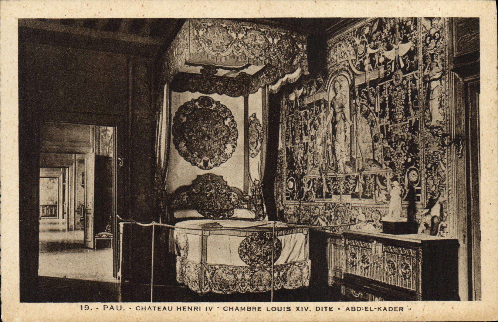 CPA Pau Chateau Henri IV Chambre louis XIV dite Abd El Kader