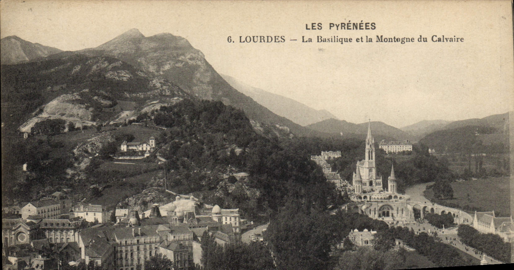 POSTAL de la VENDIMIA los Pyrenees pesados la basílica y montana del martirio