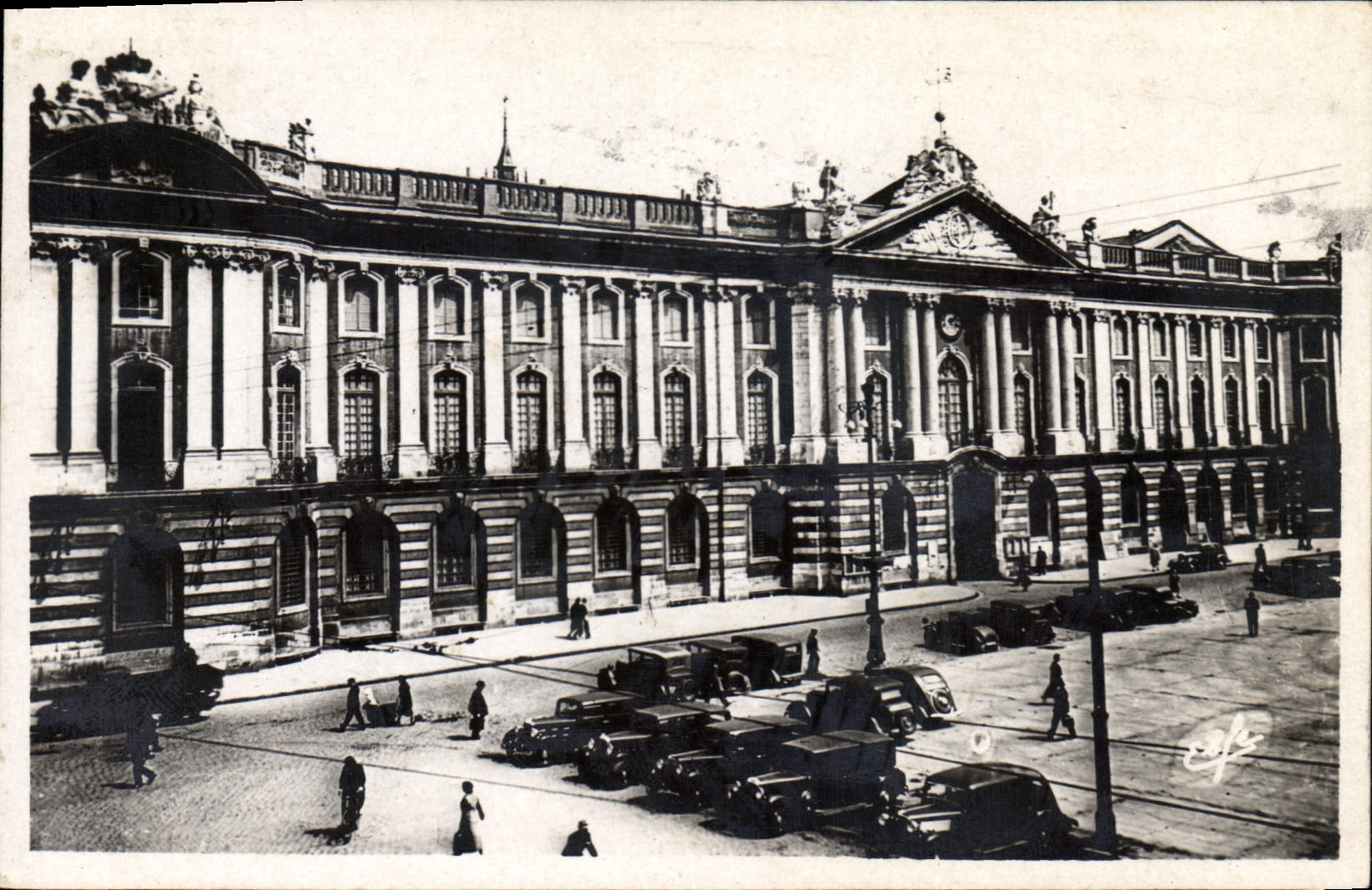 MODERN CARD the Pyrenees Ocean Toulouse Frontage Of Capitole Town hall