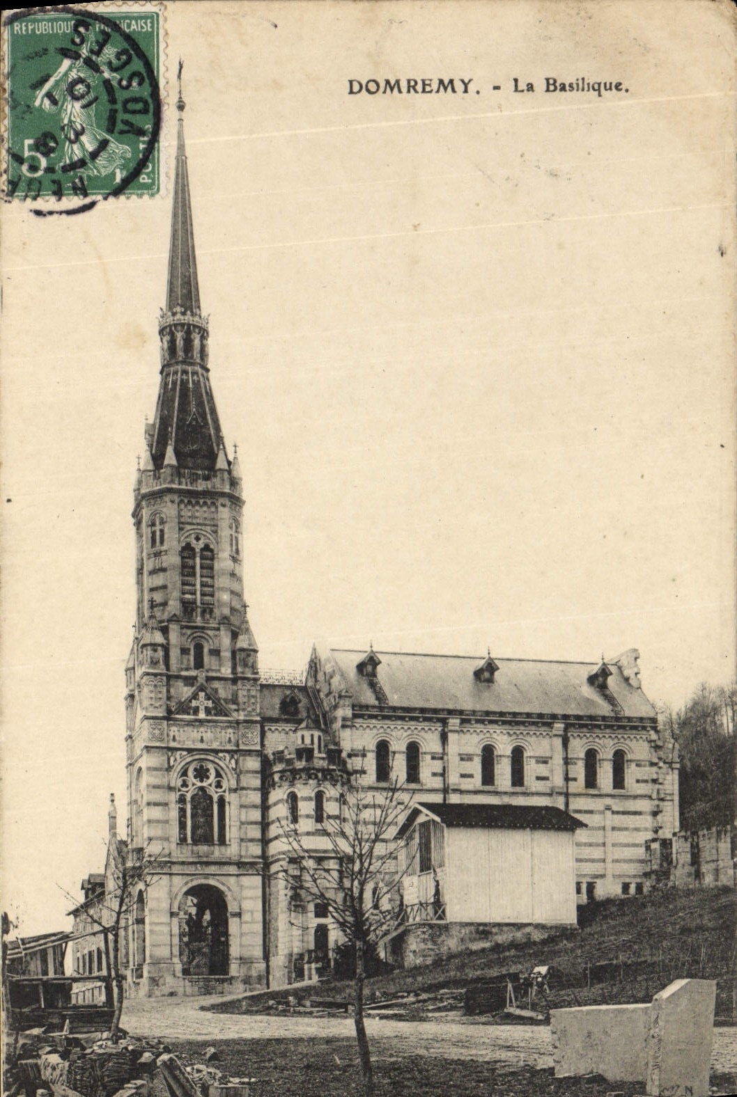 CPA Domremy La Basilique