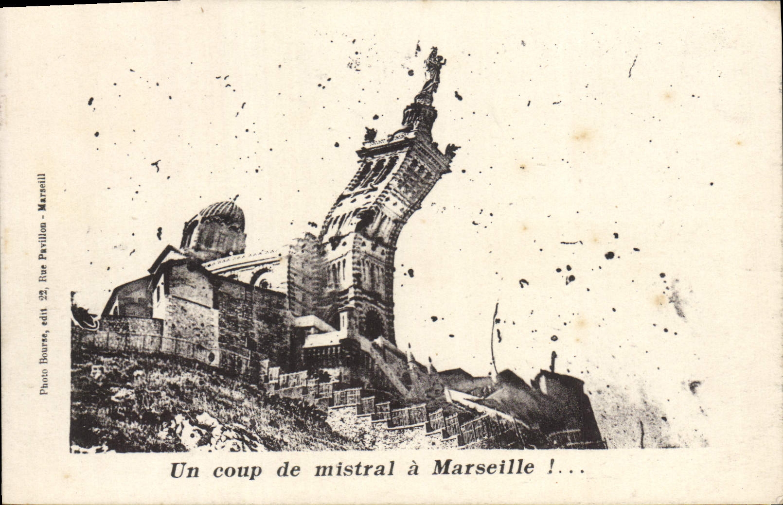 CPA Un Coup De Mistral A Marseille