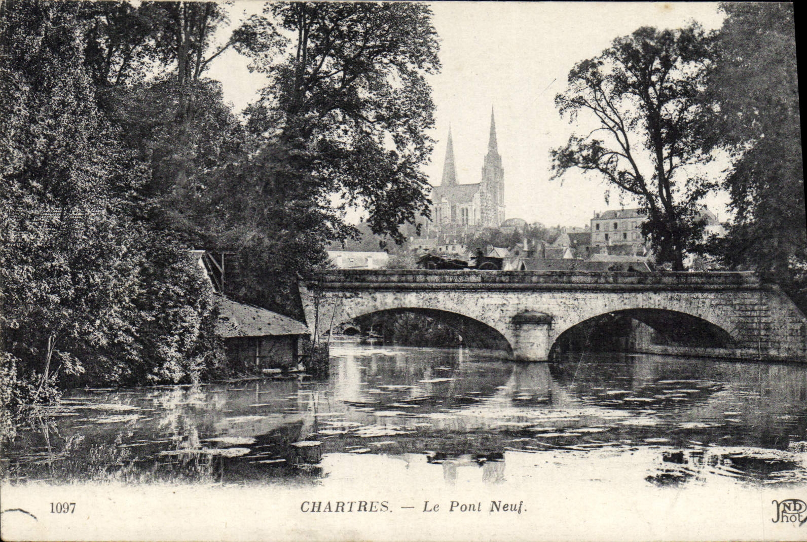 CPA Chartres Le Pont Neuf
