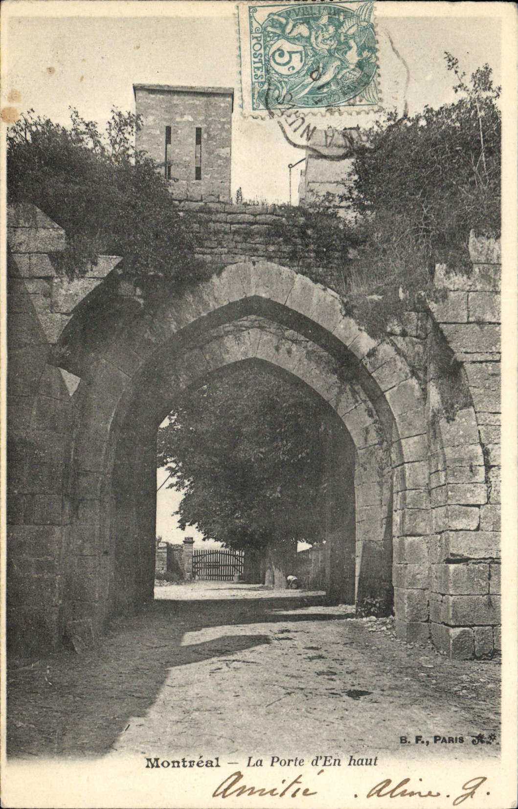 VINTAGE POSTCARD Montreal the Gate Of In Top