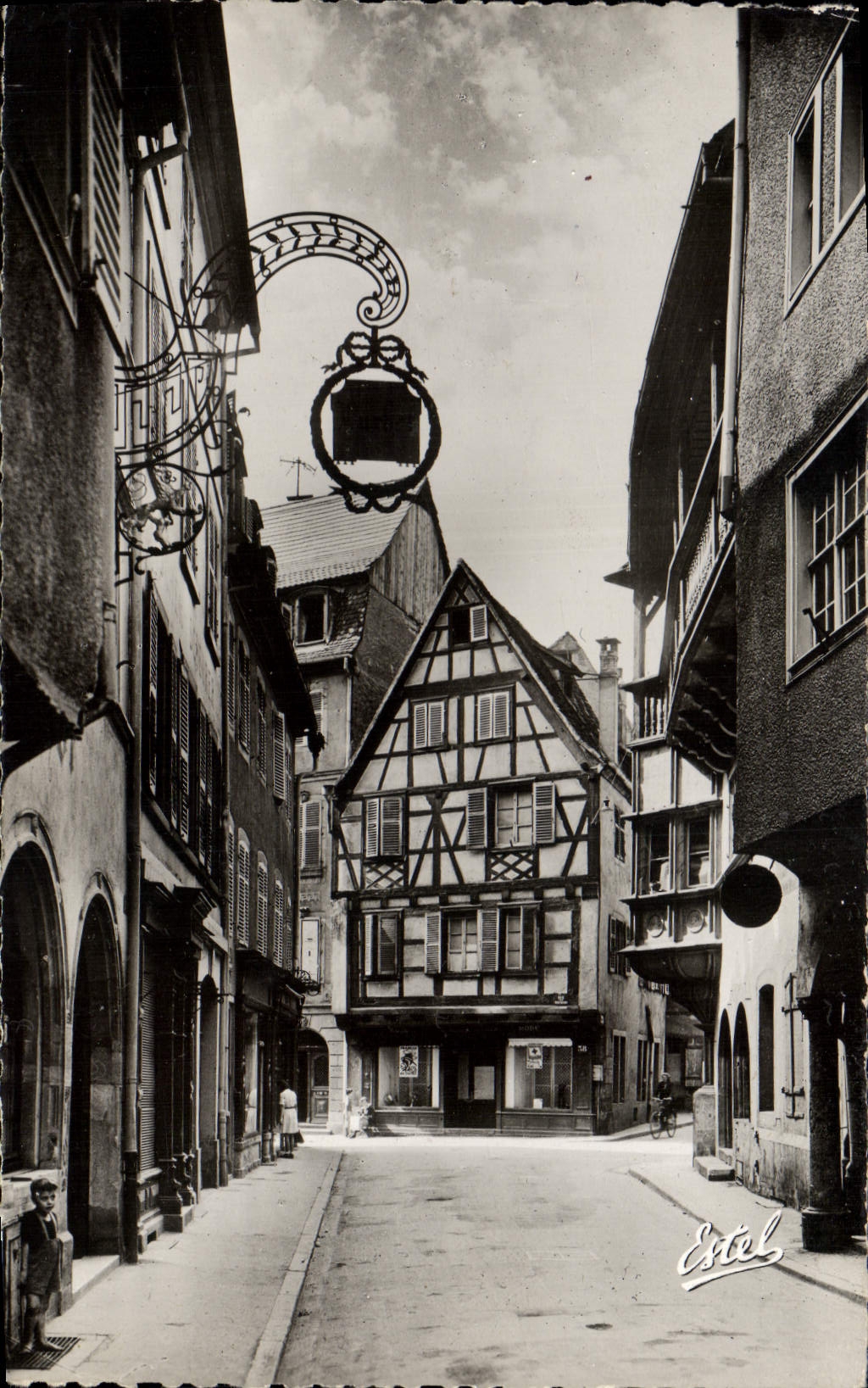 CPM Colmar Rue Merciere Et Maison Schongauer