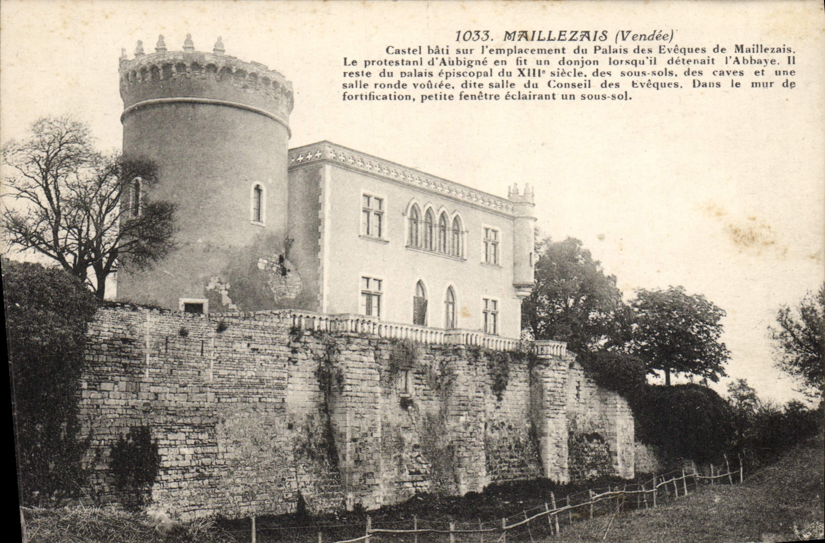 Casa de señorío de Maillezais de la POSTAL de la VENDIMIA empleada el emplazamiento de I del paladar de los obispos de Maillezais