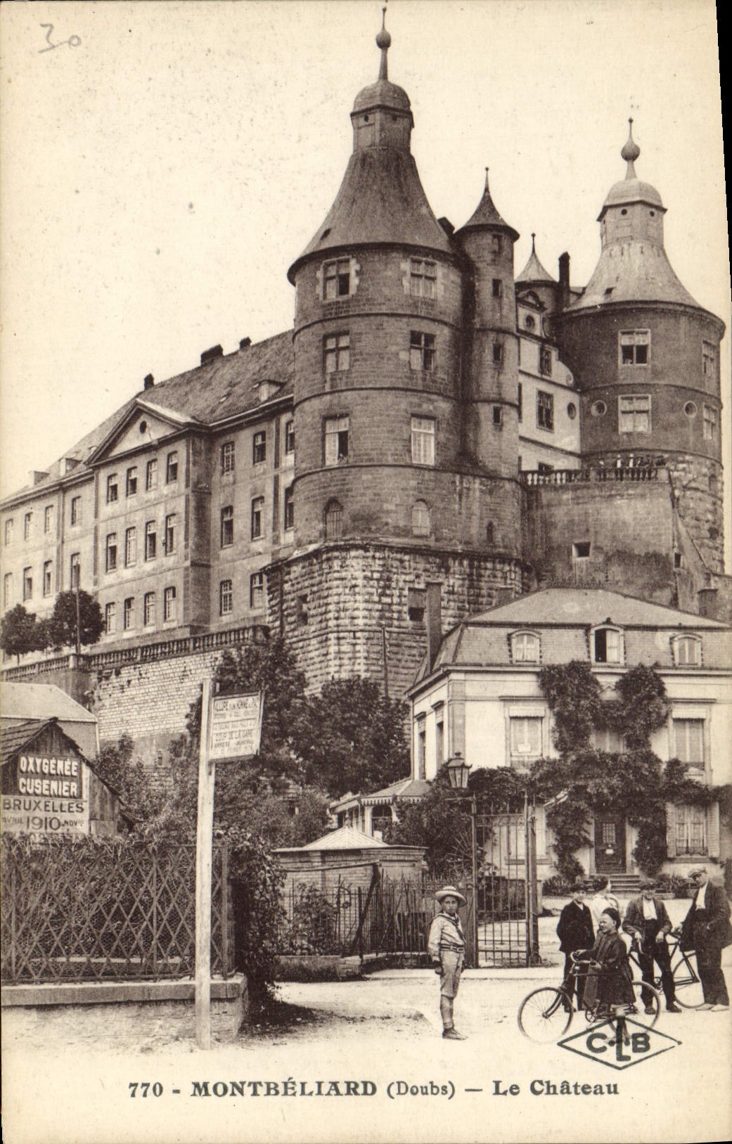VINTAGE POSTCARD Montbeliard the Castle