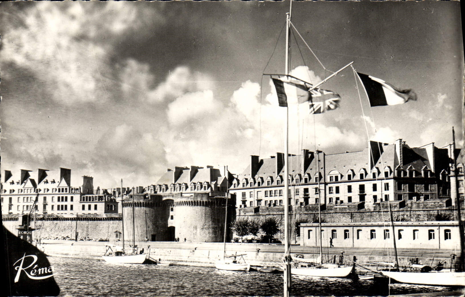 MODERN CARD Holy Malo The city of corsairs Old walls