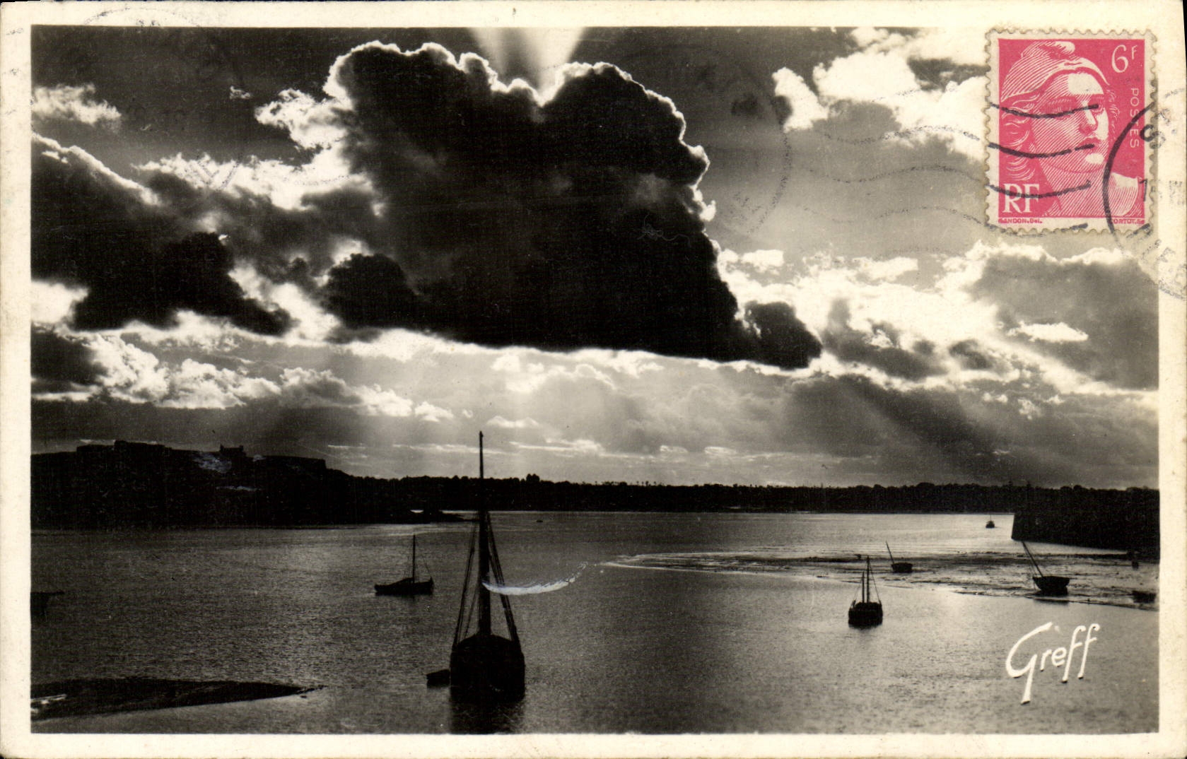 CPM Saint Malo Contre Jour Vers I'Avant Port