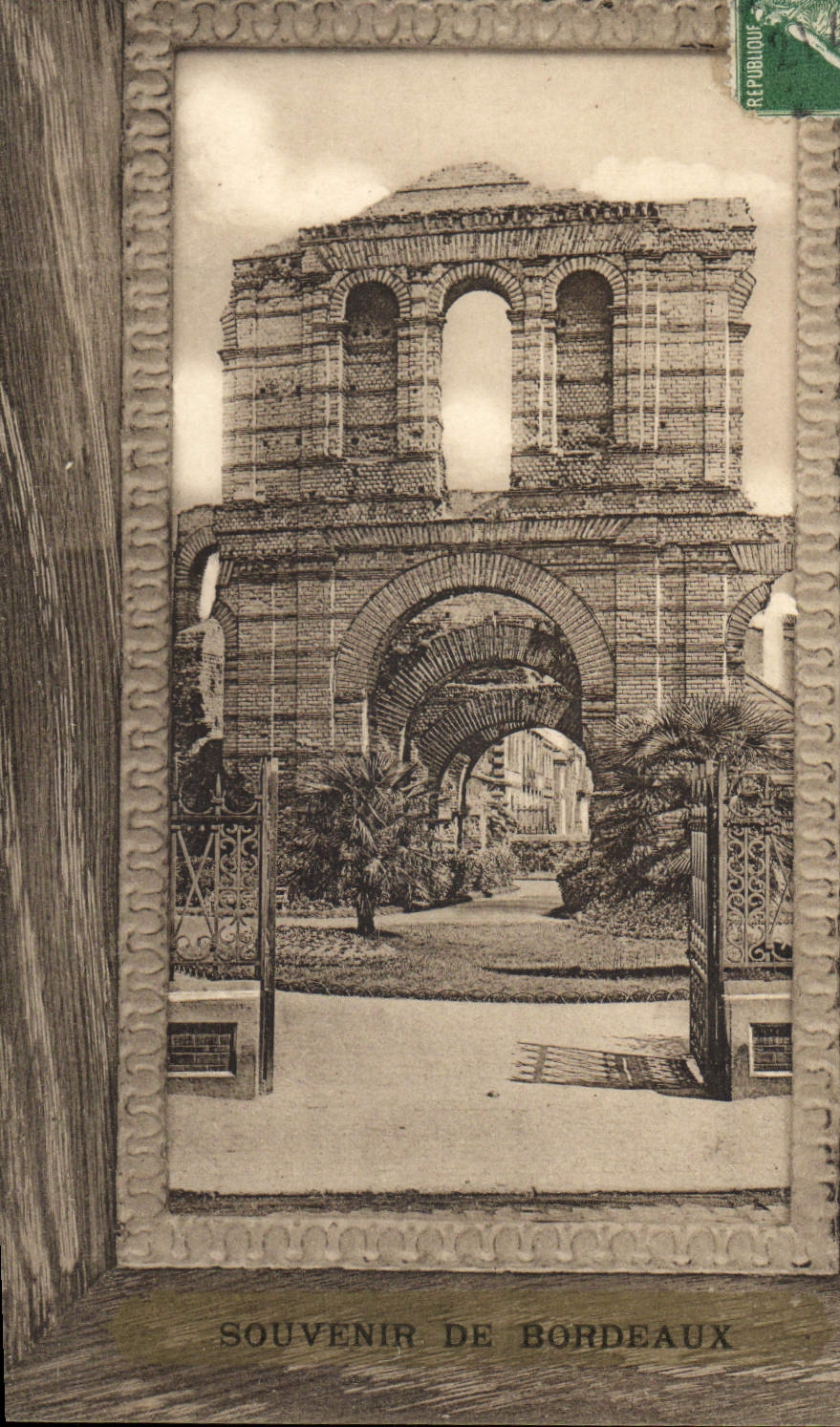 Recuerdo de Burdeos de la POSTAL de la VENDIMIA