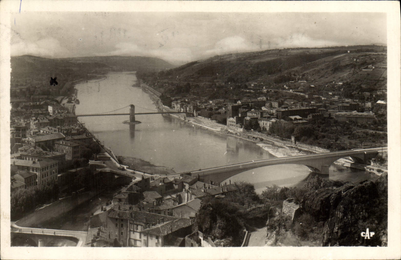 CPM Vienne Vue d'ensemble des 4 ponts et Ste Colombe