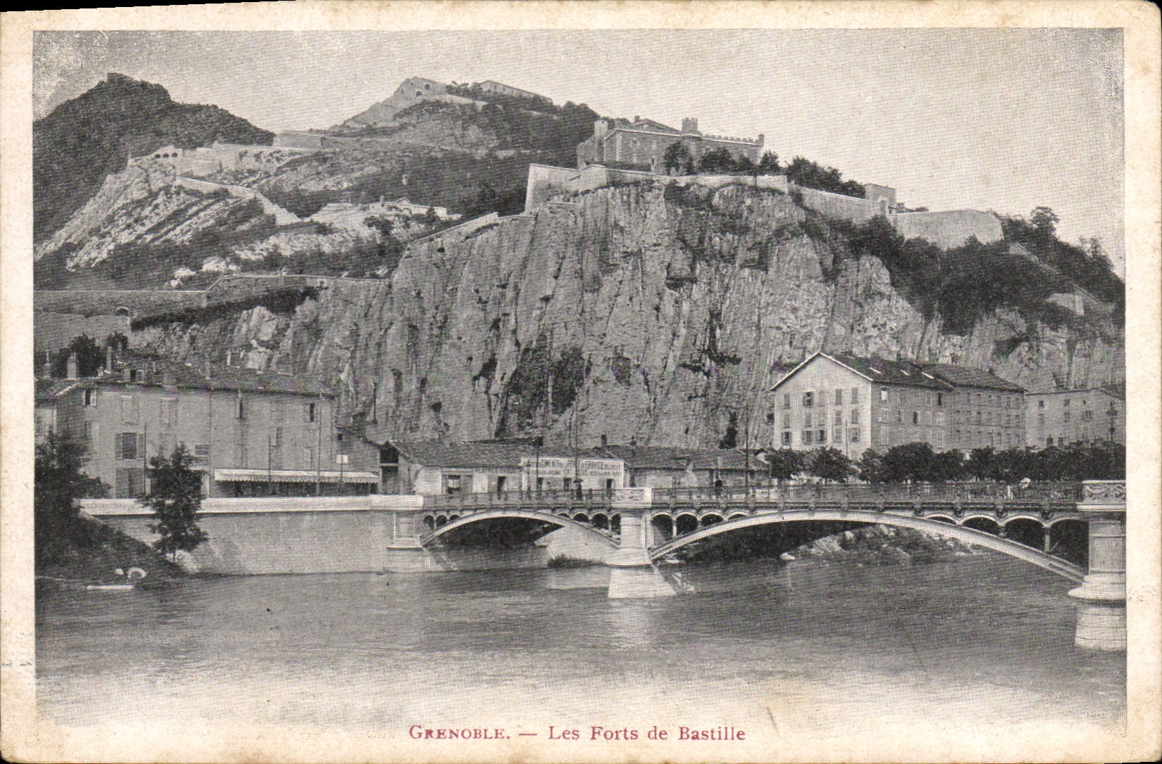 CPA Grenoble Les Forts De Bastille