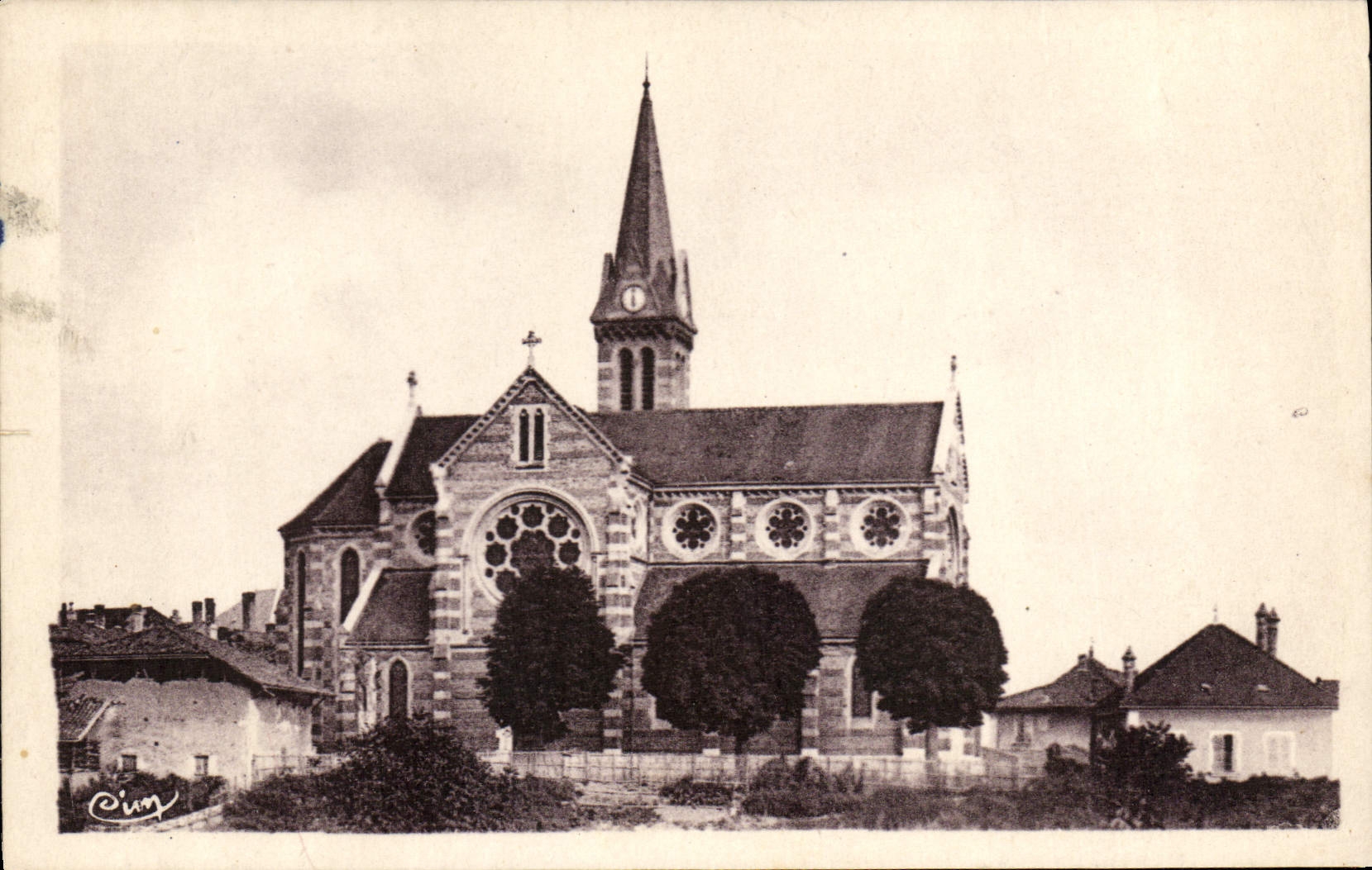 VINTAGE POSTCARD Izeaux the Church