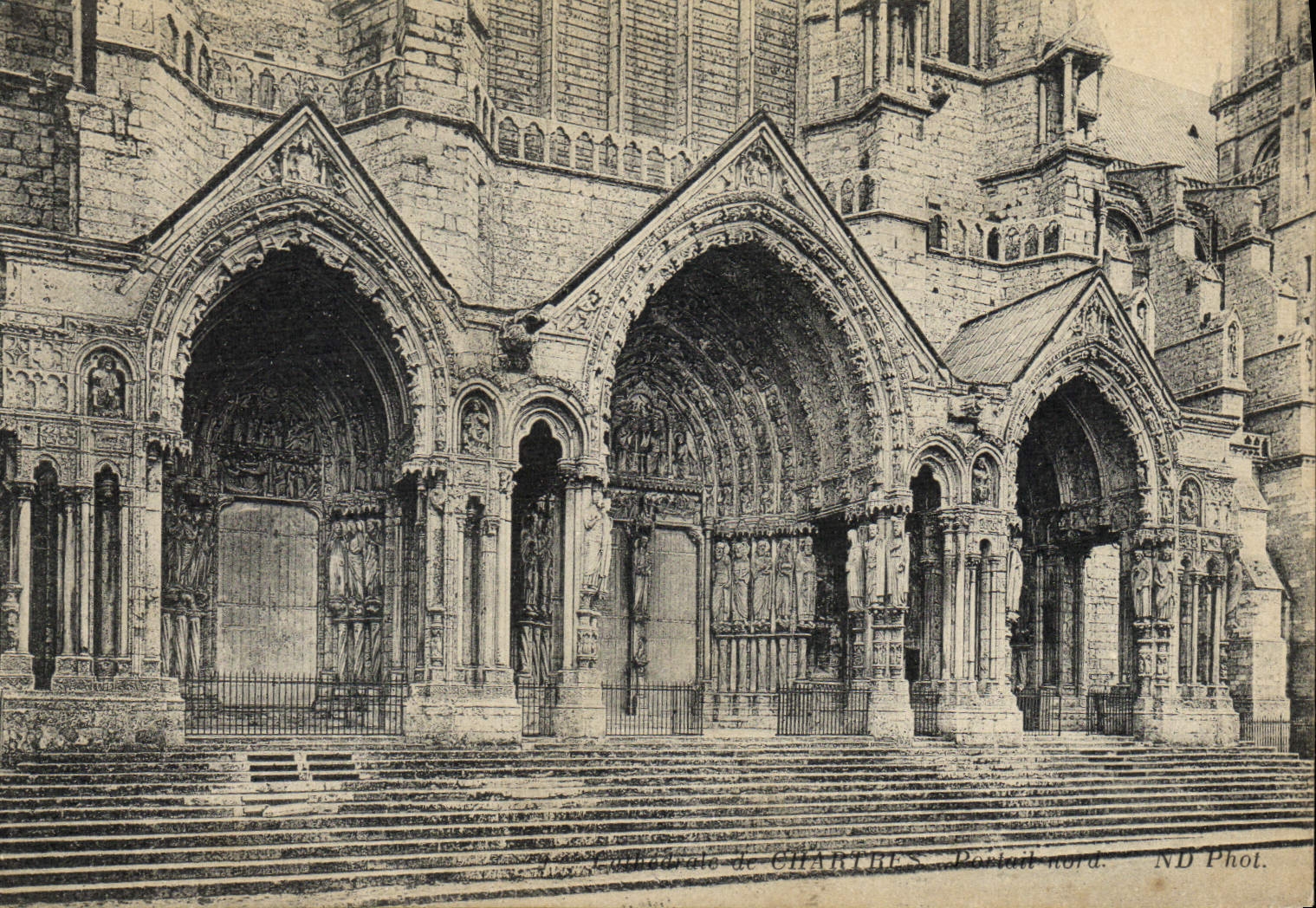 CPA Chartres La Cathedrale