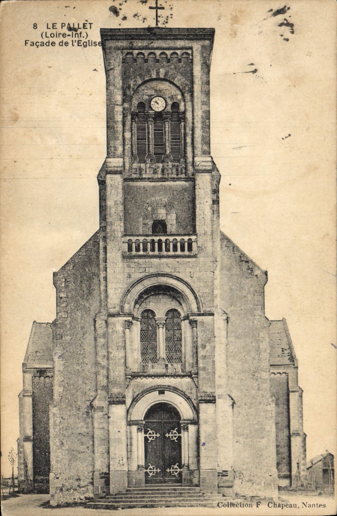 VINTAGE POSTCARD the Metal disc Frontage of the Church