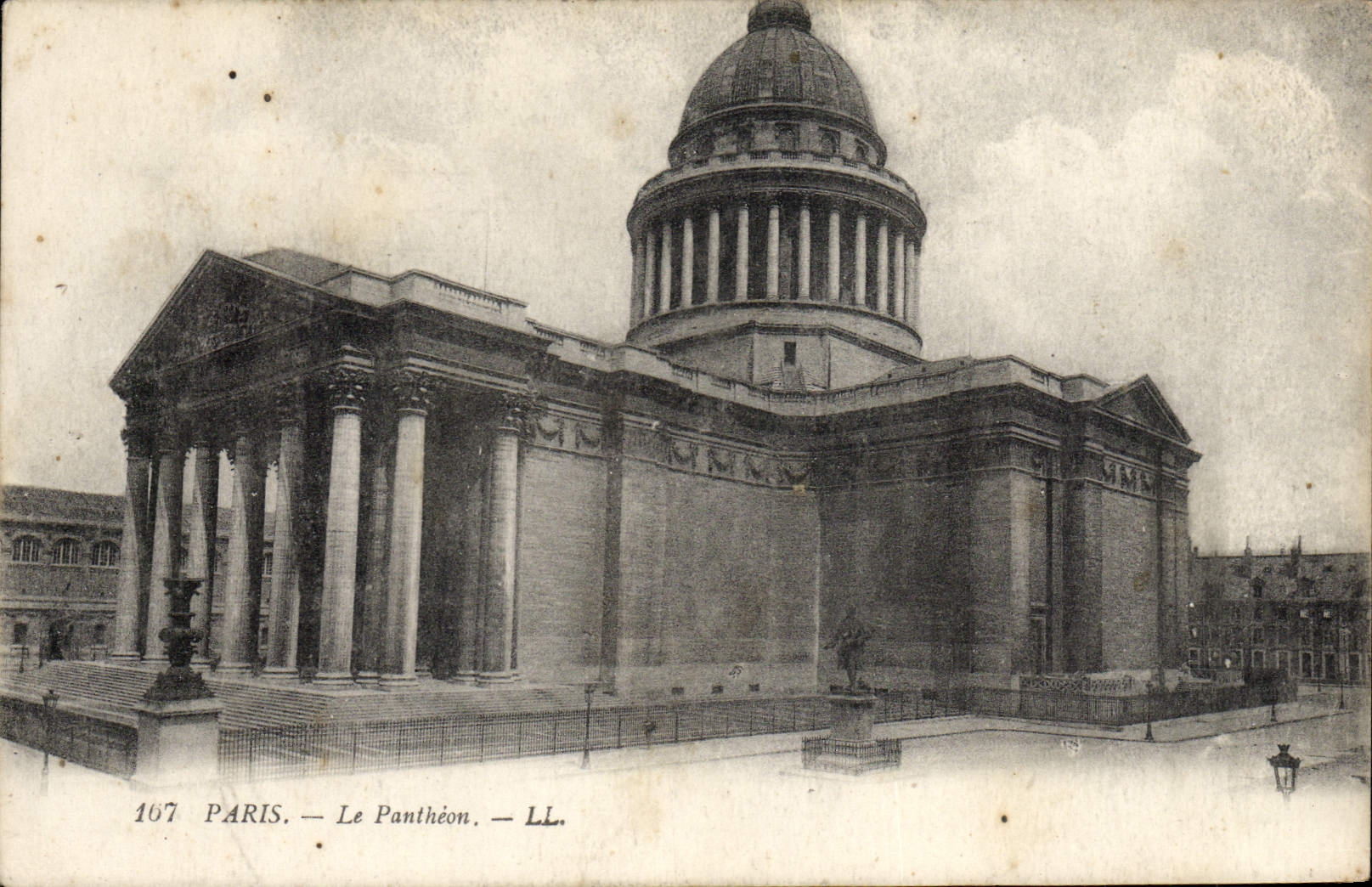 CPA Paris Le Pantheon