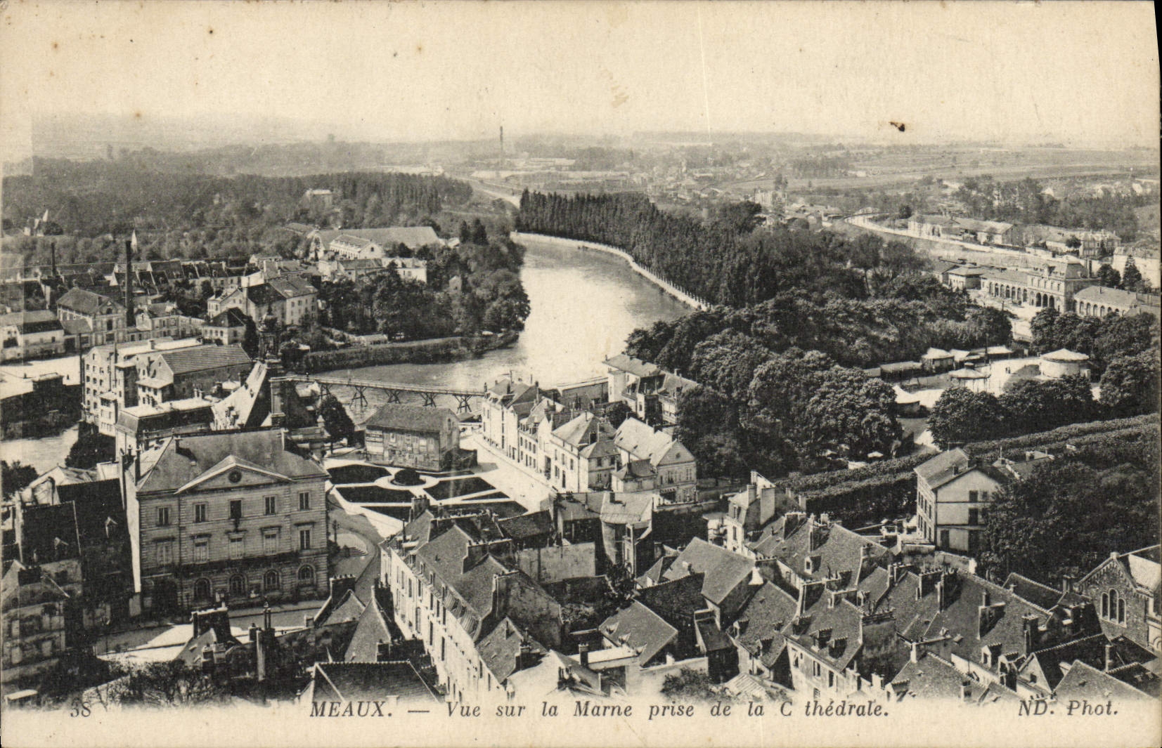 VINTAGE POSTCARD Meaux Seen On the Marne Taken of the Cathedral