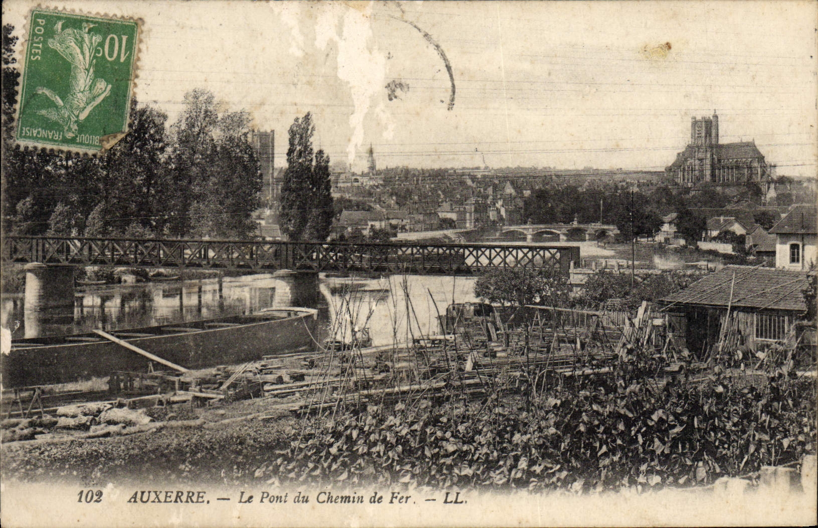 CPA Auxerre Le Pont du Chemin de Fer