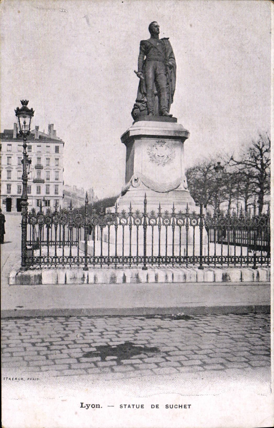 CPA Lyon Statue De Suchet