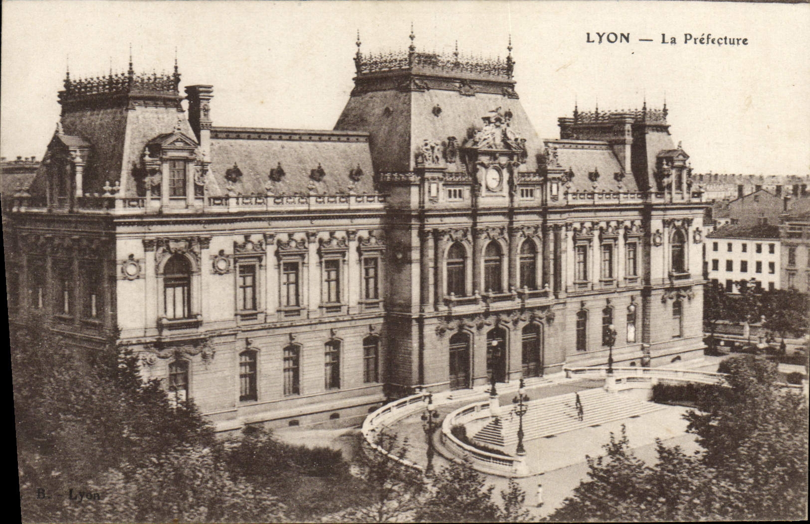 CPA Lyon La Prefecture