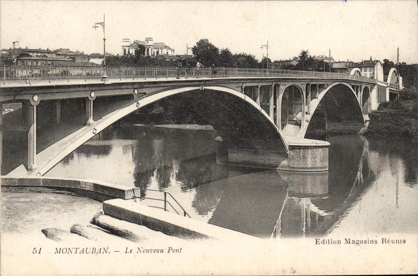 VINTAGE POSTCARD Montauran the New Bridge